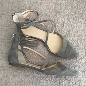 Jessica Simpson flats